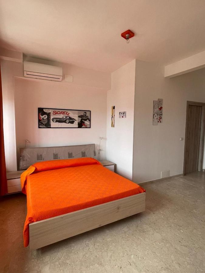 La Finestra Sul Mare B&B Crotone Exteriör bild