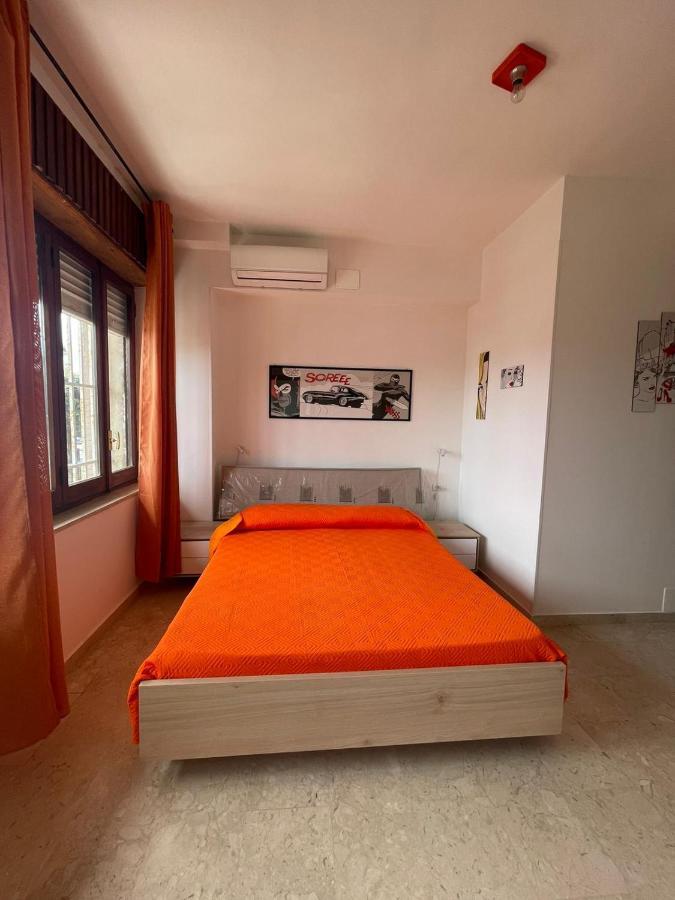 La Finestra Sul Mare B&B Crotone Exteriör bild
