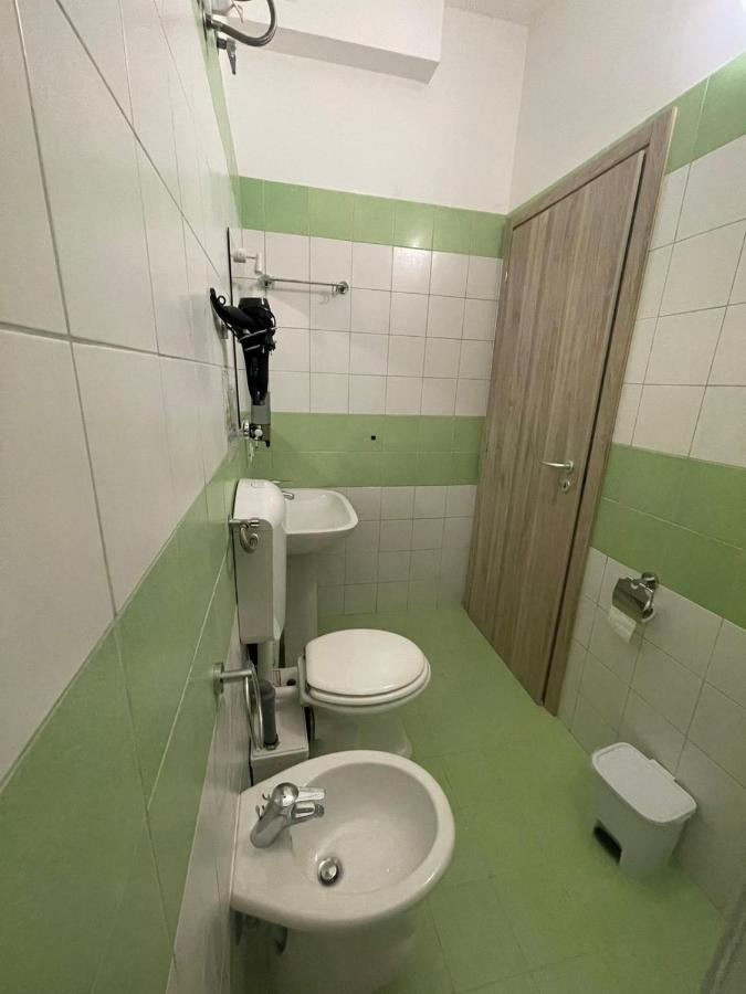La Finestra Sul Mare B&B Crotone Exteriör bild