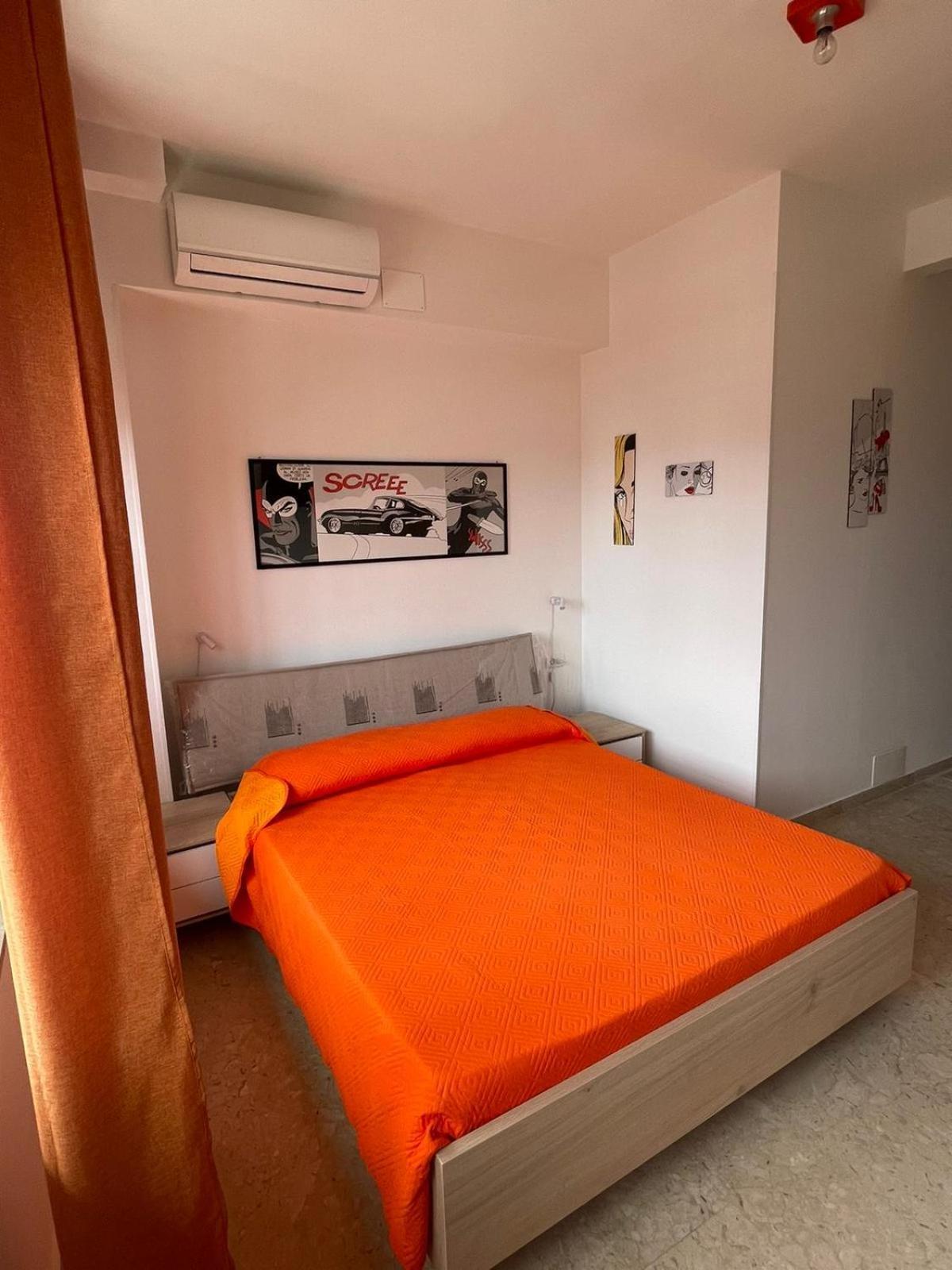 La Finestra Sul Mare B&B Crotone Exteriör bild